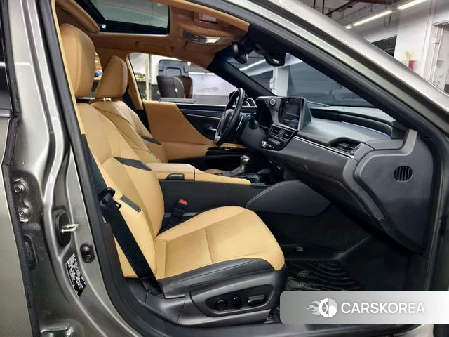 Lexus ES id 4221022 из Китая 20