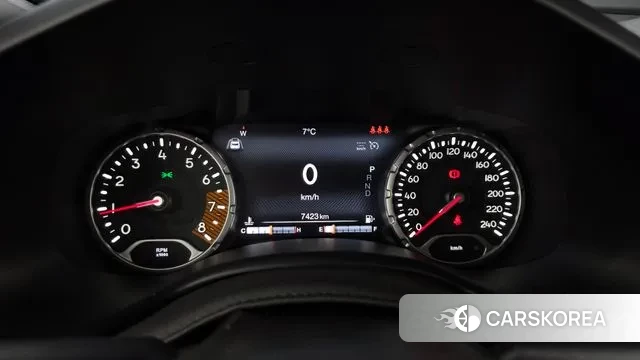 Jeep Renegade id 3447193 из Кореи 18