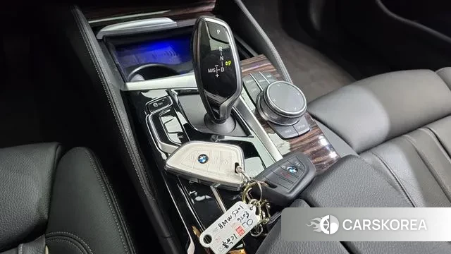 BMW 5 Series (G30) id 3649394 из Кореи 18