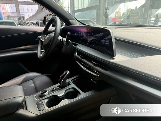 Cadillac XT4 id 4239163 из Китая 14