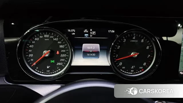 Mercedes-Benz E-Class W213 id 3307833 из Кореи 18