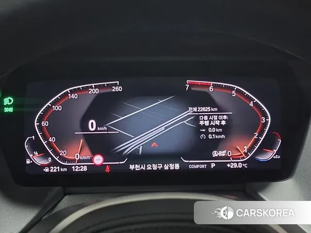 BMW 1 Series (F40) id 3021368 из Кореи 18