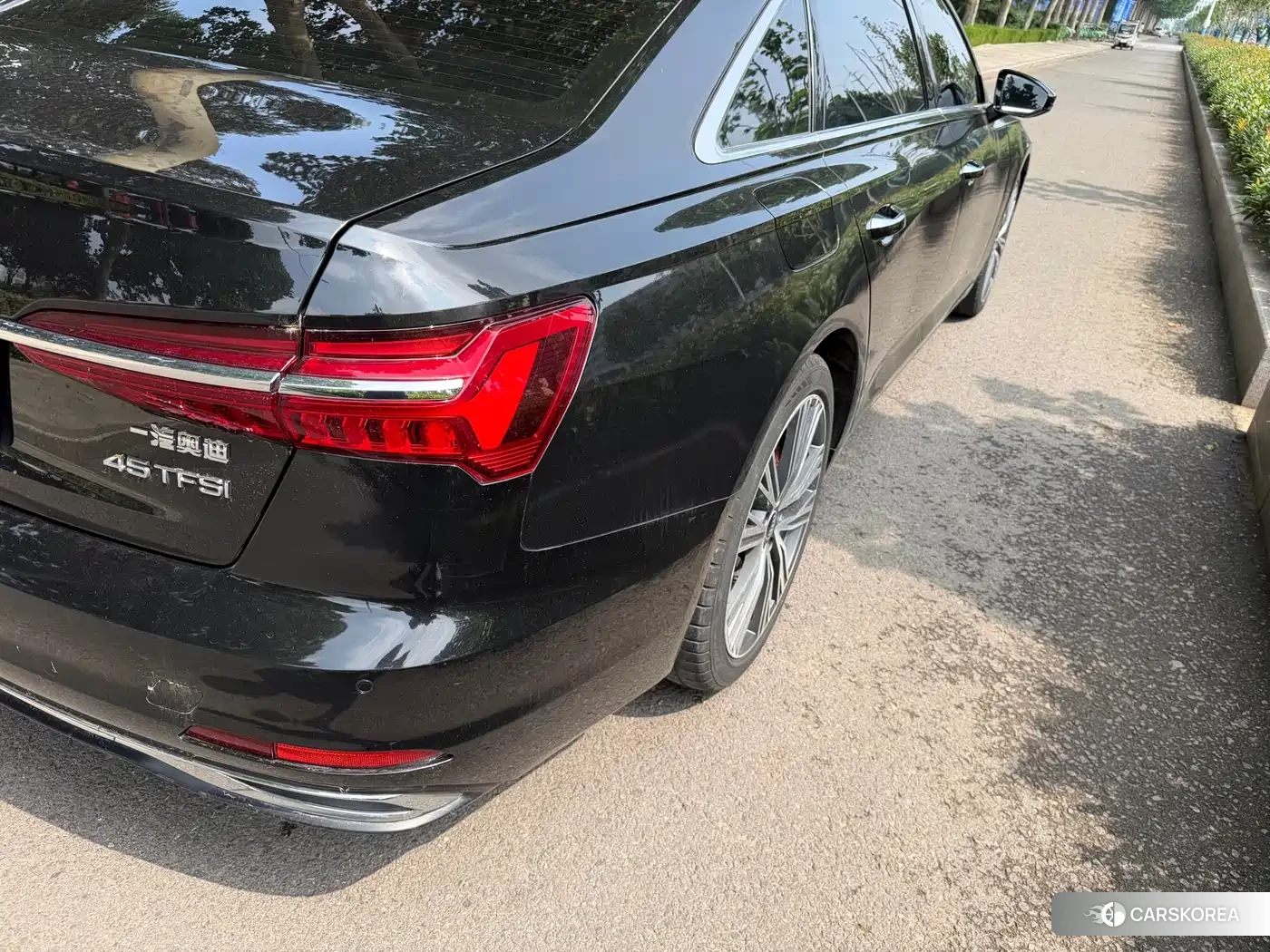 Audi A6L id 4539060 из Китая 11