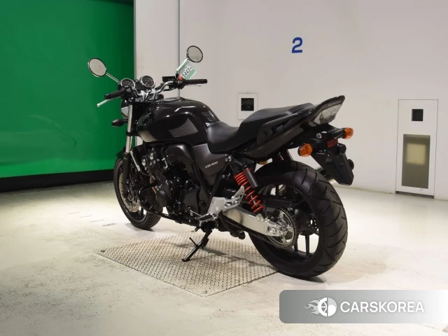 Проданный Honda CB400SF ABS id 4313194 из Японии, фото 8