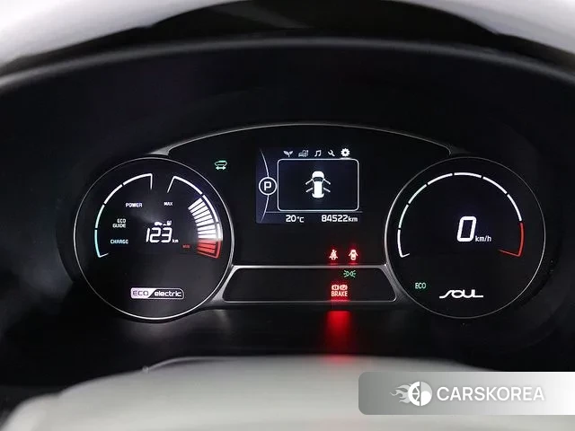 Kia Soul EV id 3239132 из Кореи 18