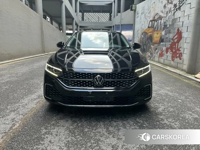Volkswagen Passat id 4254631 из Китая 8