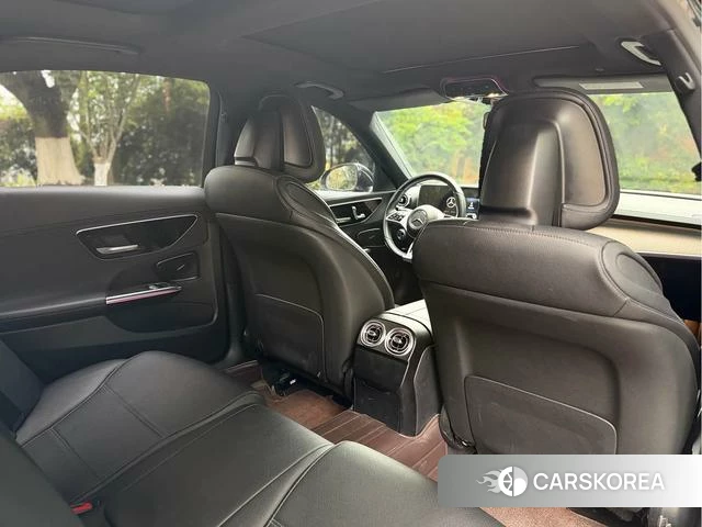 Mercedes-Benz Class C id 4272431 из Китая 16
