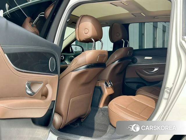 Mercedes-Benz E-class id 4212442 из Китая 8