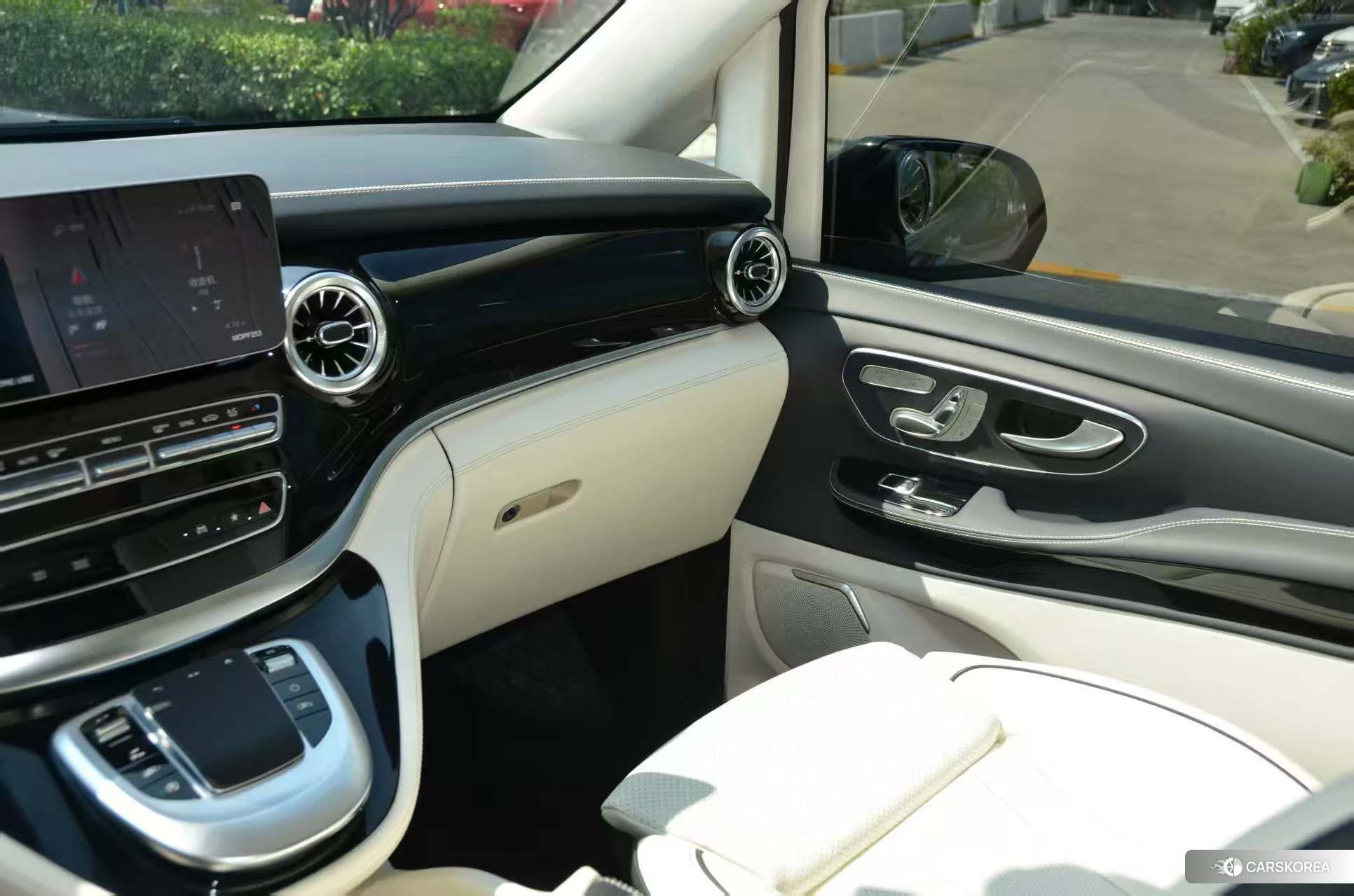 Mercedes-Benz V-class id 4467935 из Китая 24