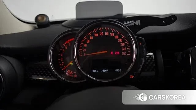 Mini Cooper S id 3692388 из Кореи 18