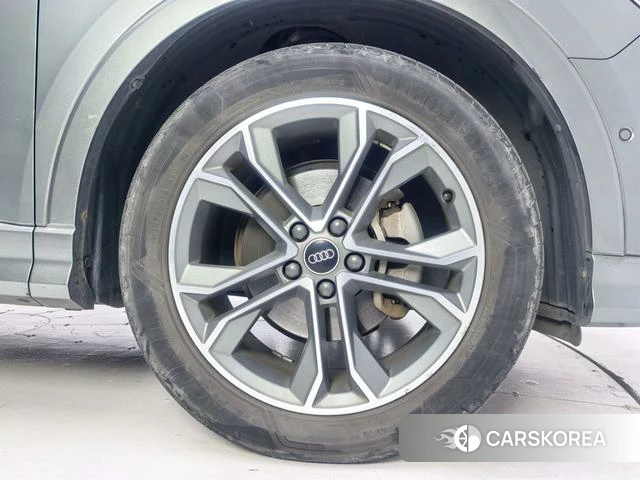 Audi Q3 id 4264096 из Китая 25