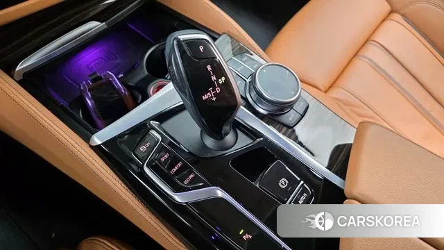 BMW 5 Series (G30) id 3712127 из Кореи 18