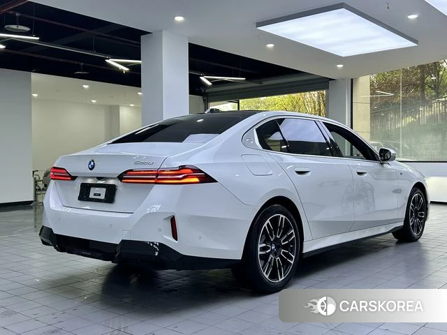 BMW 5 series id 4290852 из Китая 10