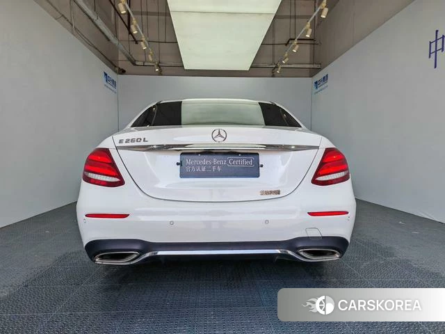 Mercedes-Benz E-class id 3889874 из Китая 18