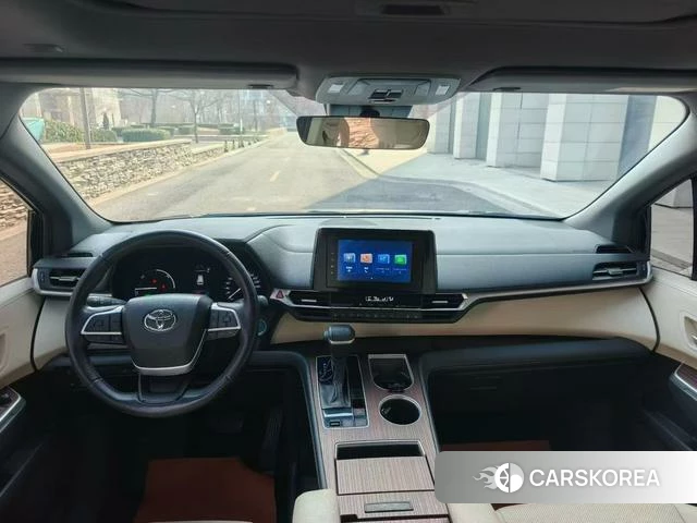 Toyota Saina id 4205843 из Китая 8