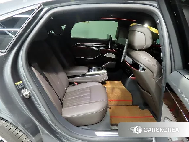 Audi A8 (D5) id 3566936 из Кореи 18