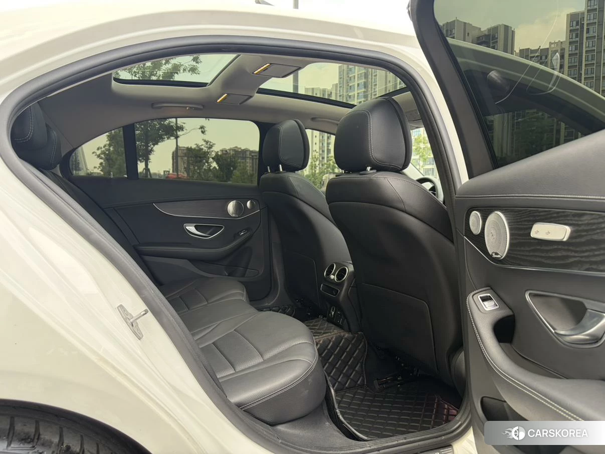 Mercedes-Benz C-class id 4479727 из Китая 16