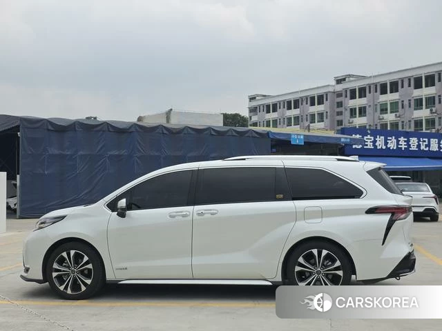 Toyota Grevia id 4220980 из Китая 8