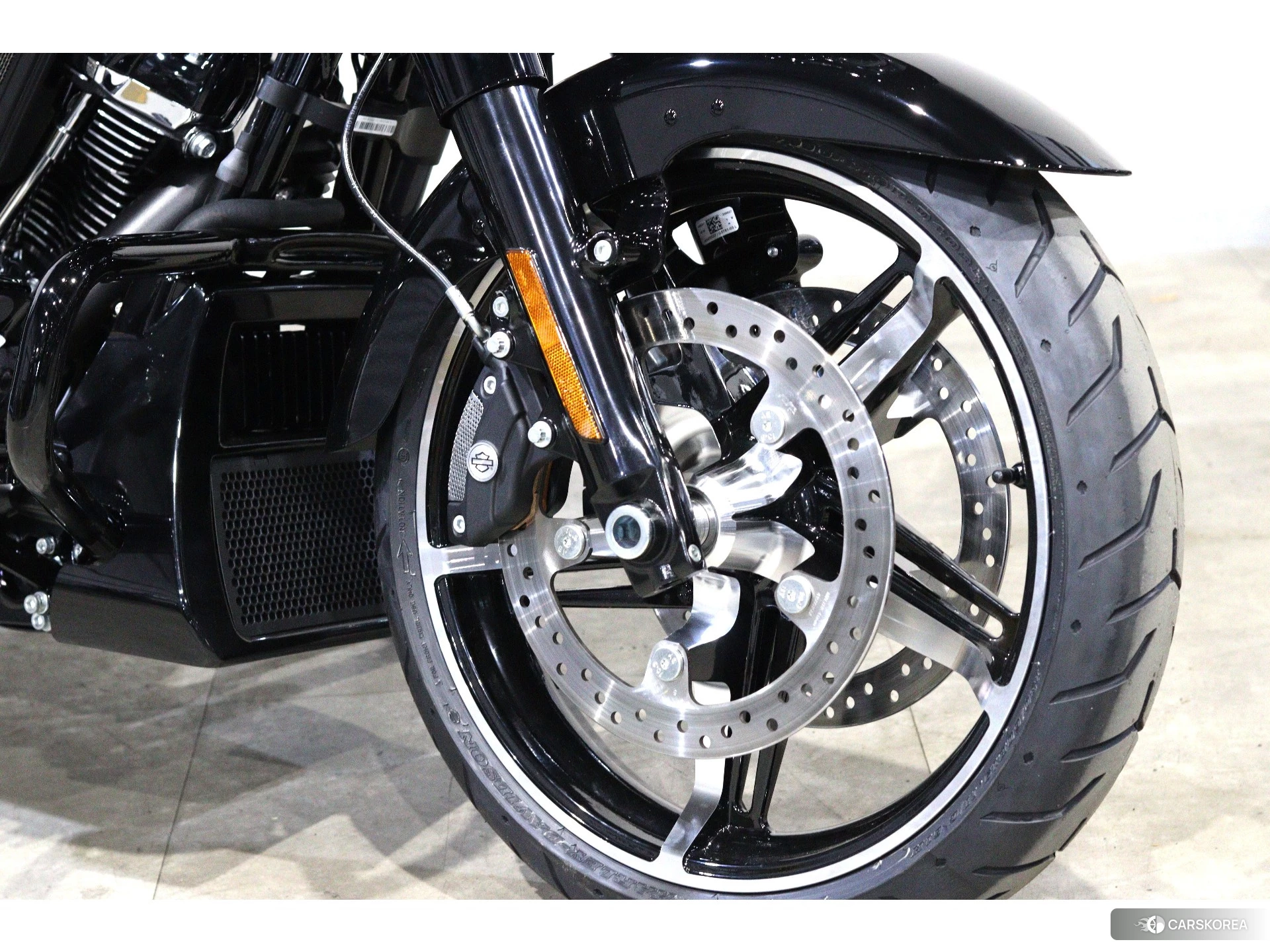 Harley-Davidson Road Glide FLTRX 1980 id 4191814 из Японии 19