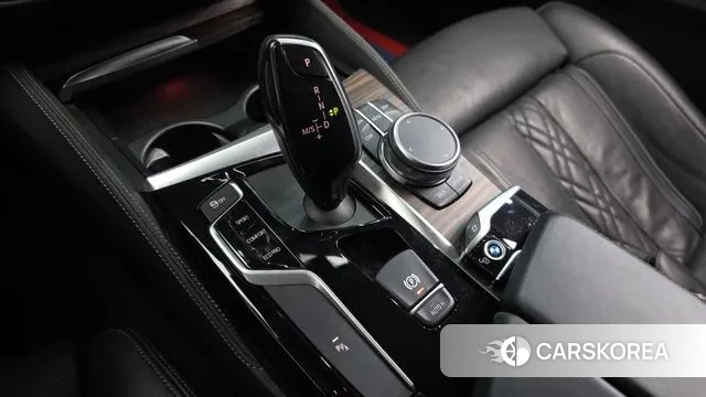 BMW 5 Series (G30) id 3656793 из Кореи 18