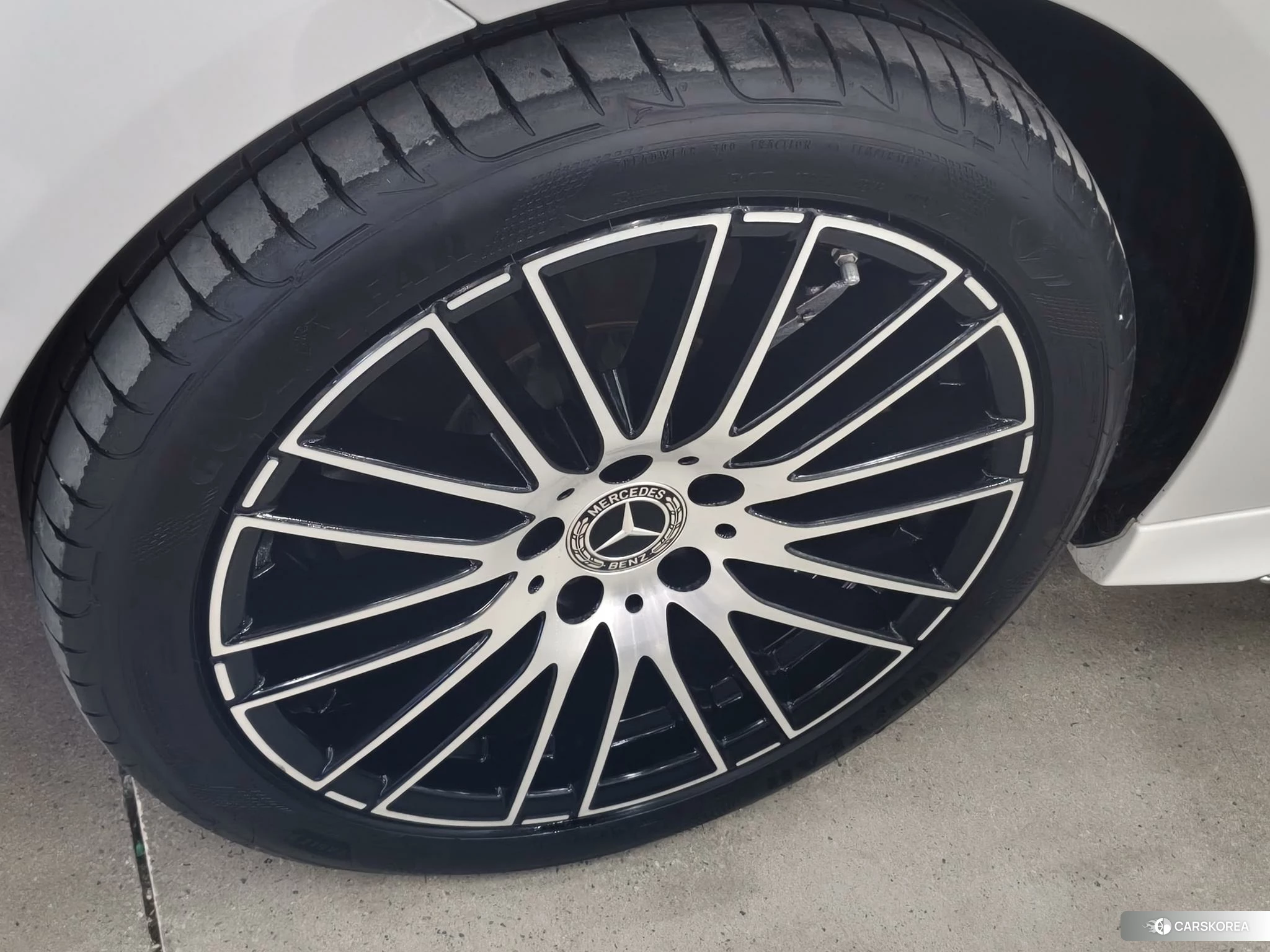 Mercedes-Benz Class C id 4413298 из Китая 22