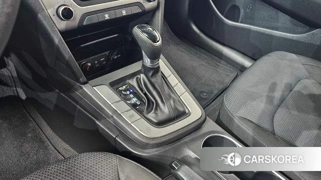 Hyundai Avante AD id 4557985 из Кореи 28