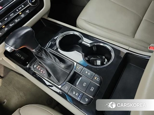 Kia The New Carnival id 4850159 из Кореи 16