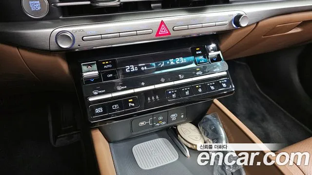 Hyundai Grandeur (GN7) id 2655806 из Кореи 18