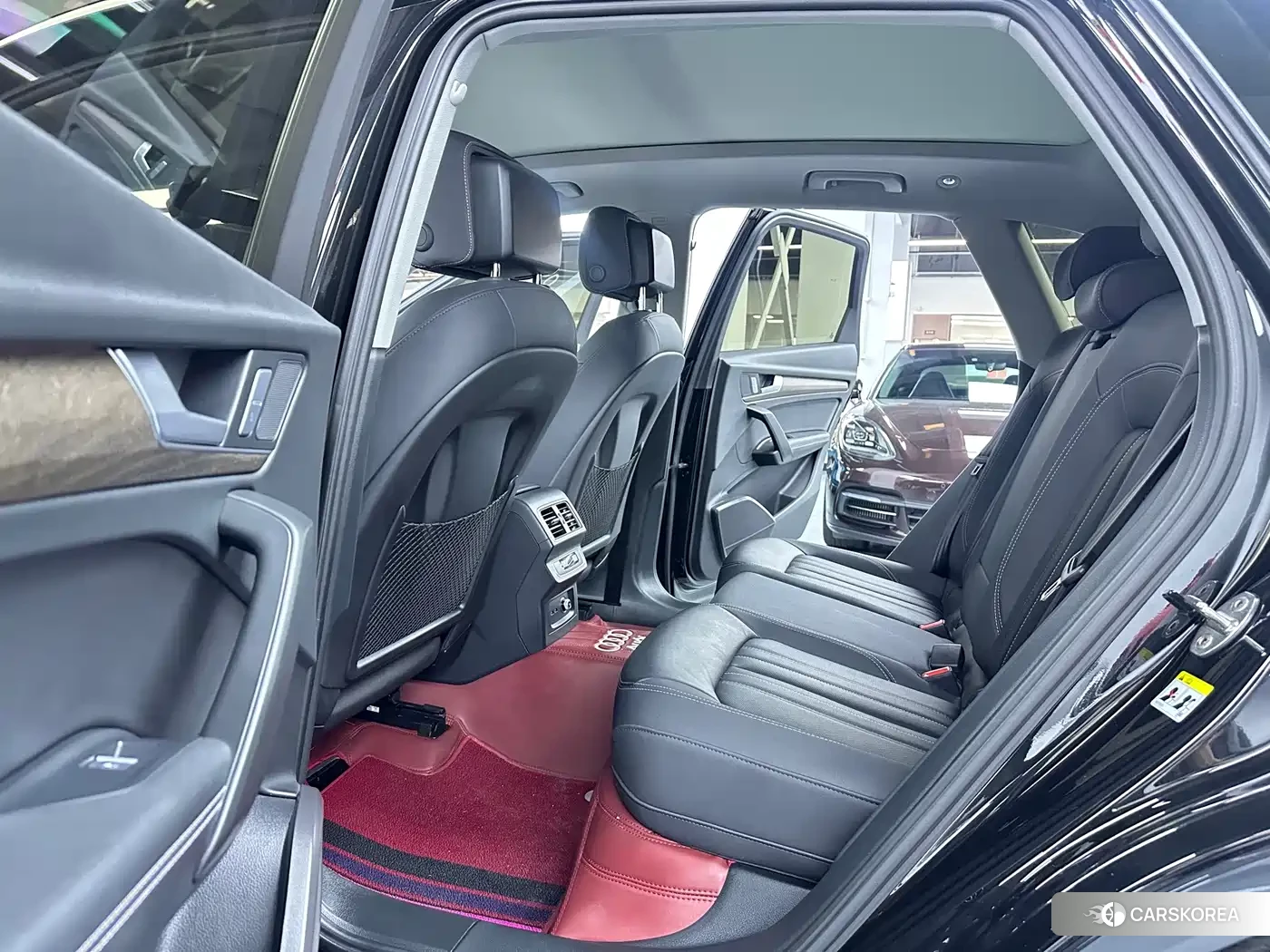 Audi Q5L id 4629100 из Китая 18