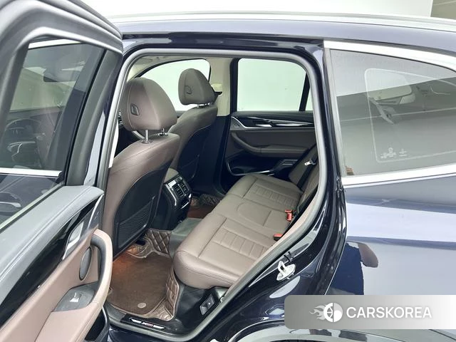 BMW X3 id 4273826 из Китая 18