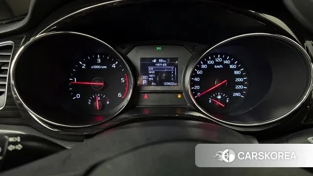 Kia The New Carnival id 3692295 из Кореи 18