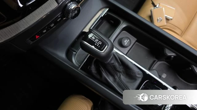 Volvo XC60 second Generation id 4698335 из Кореи 32