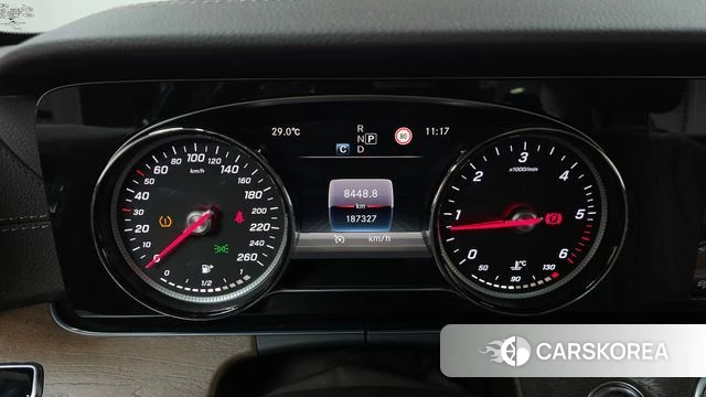 Mercedes-Benz E-Class W213 id 4596488 из Кореи 18