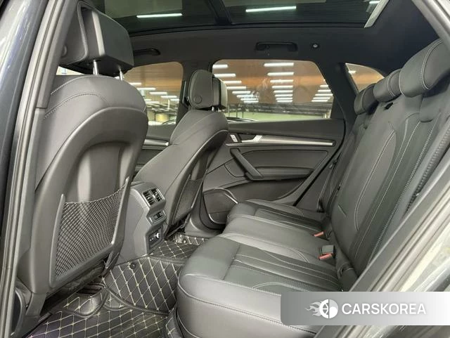Audi Q5L id 4212798 из Китая 8