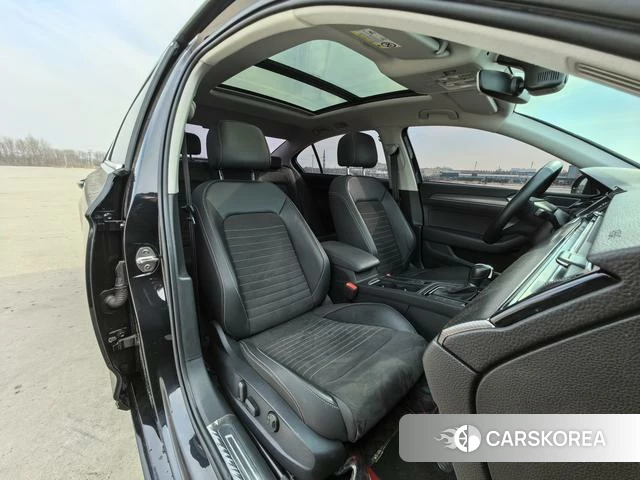 Volkswagen Magotan id 4276665 из Китая 18
