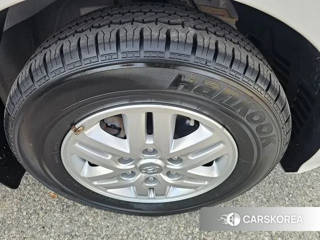 Hyundai The New Grand Starex id 3753421 из Кореи 18