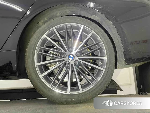 BMW 5 series id 4273415 из Китая 8