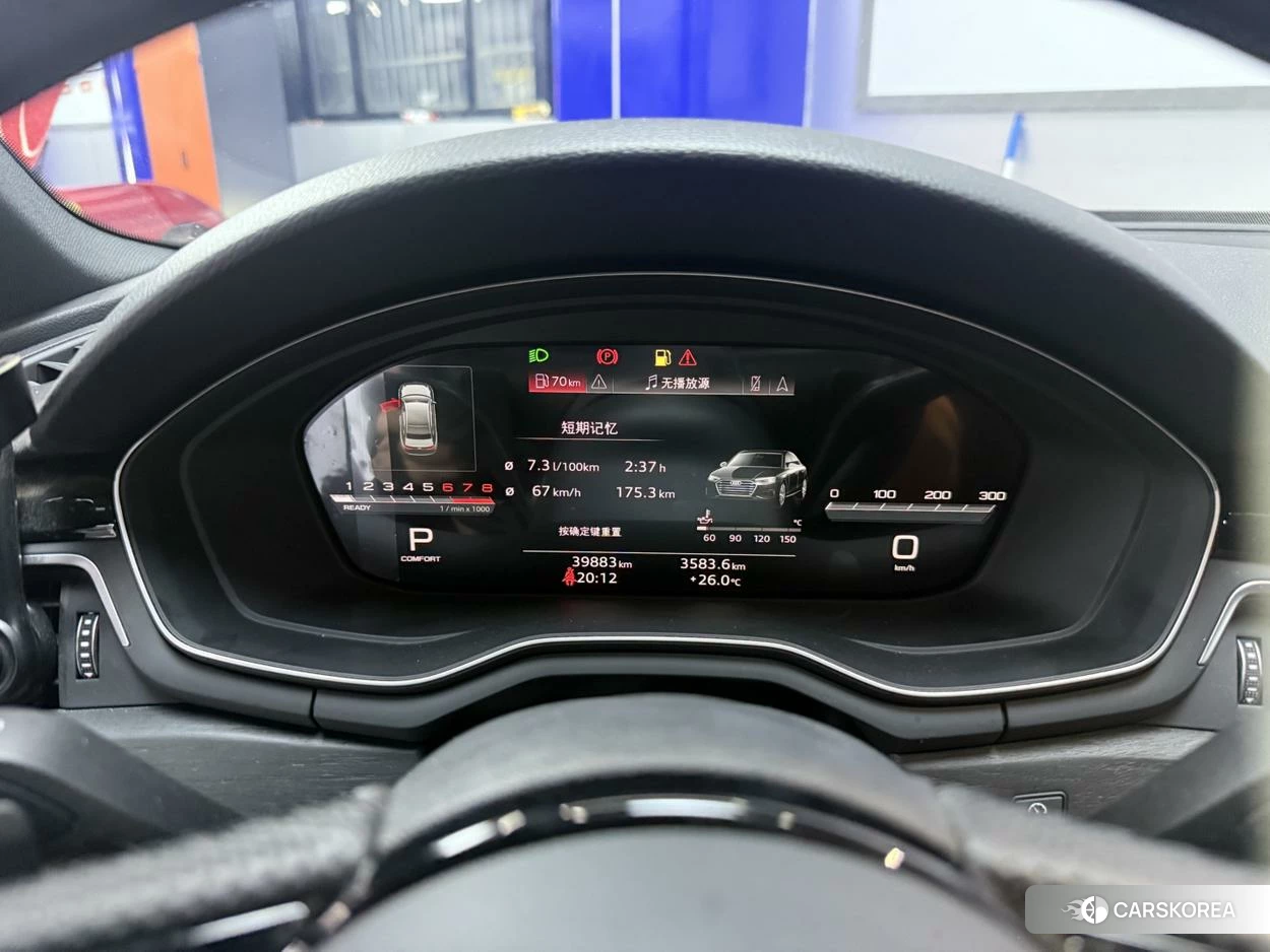 Audi A4L id 4461863 из Китая 11