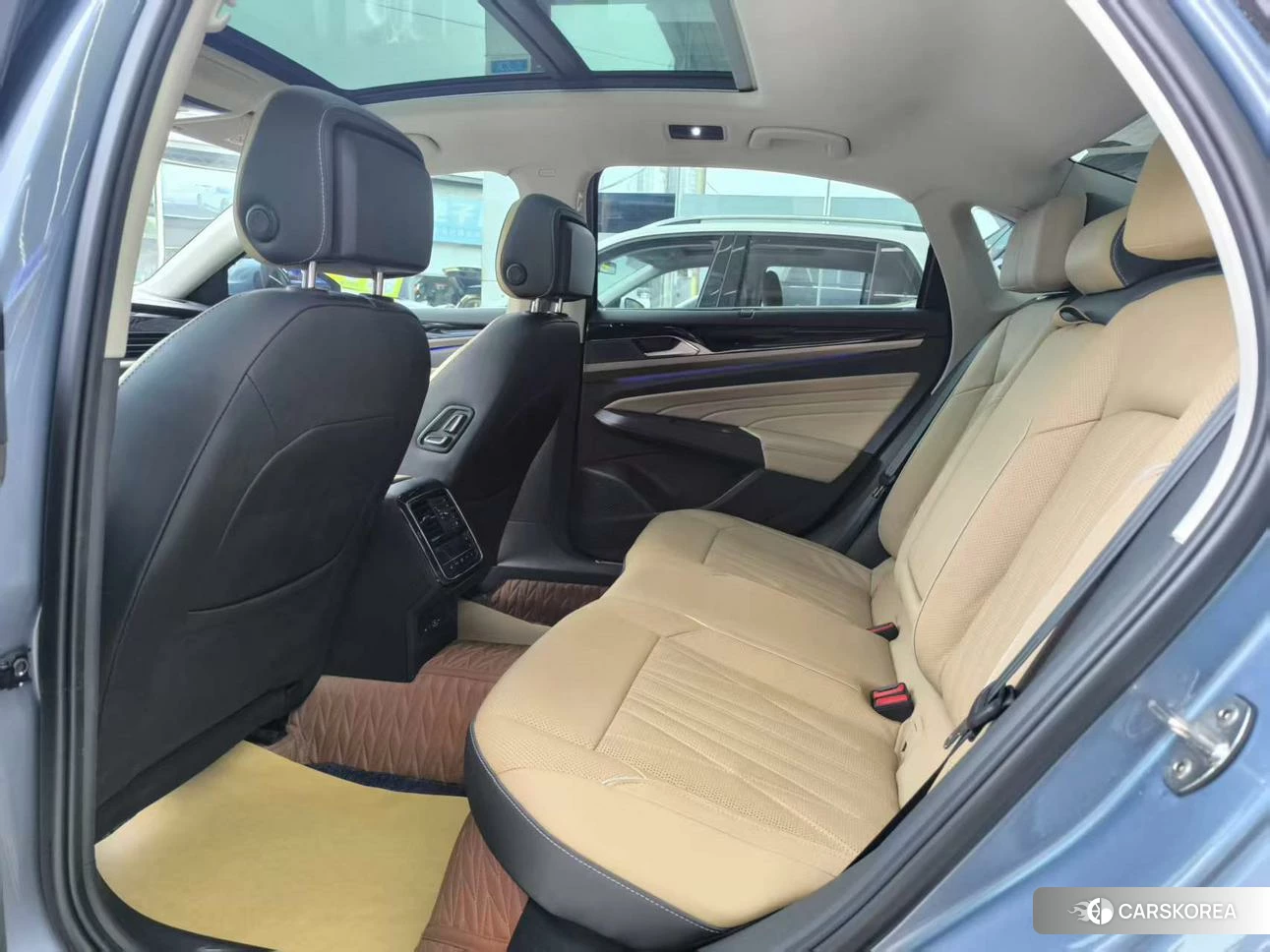 Volkswagen Passat id 4512569 из Китая 19