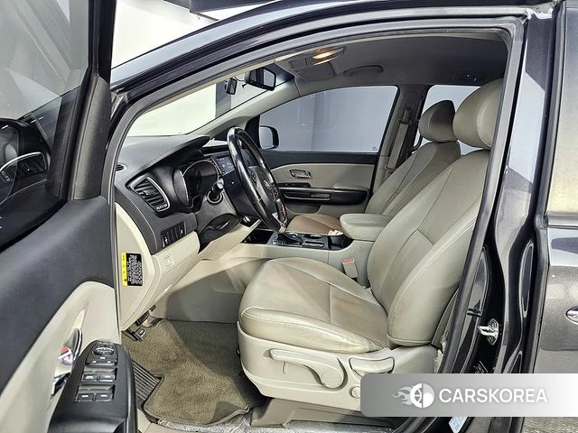 Kia The New Carnival id 4294881 из Кореи 18