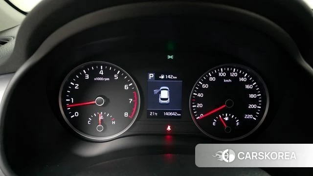 Kia Stonic id 3955598 из Кореи 18