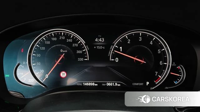 BMW 5 Series (G30) id 3899884 из Кореи 18