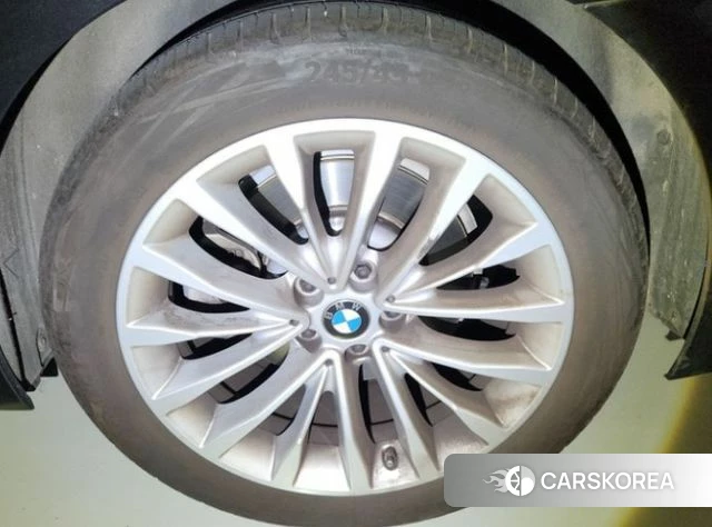 BMW 5 Series (G30) id 4428176 из Кореи 8