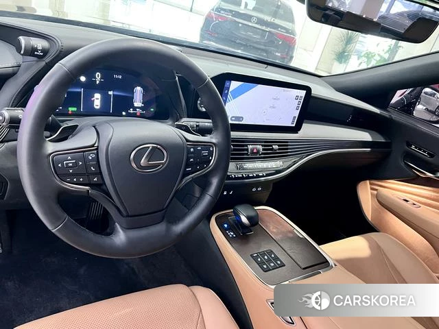 Lexus LS id 4242205 из Китая 8