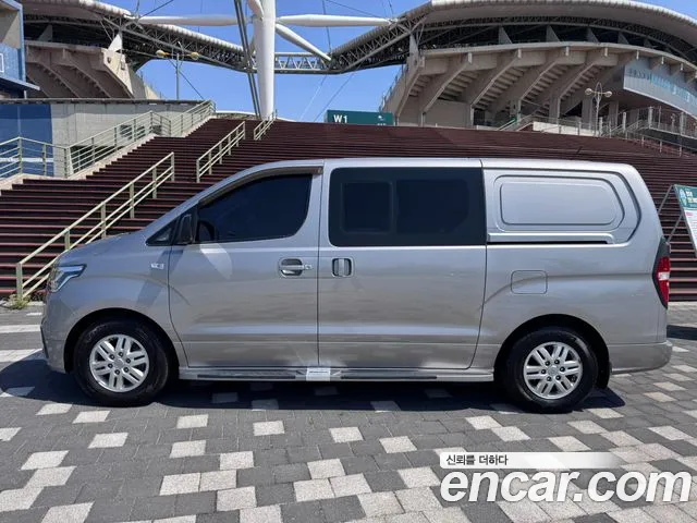 Hyundai The New Grand Starex id 2669274 из Кореи 18