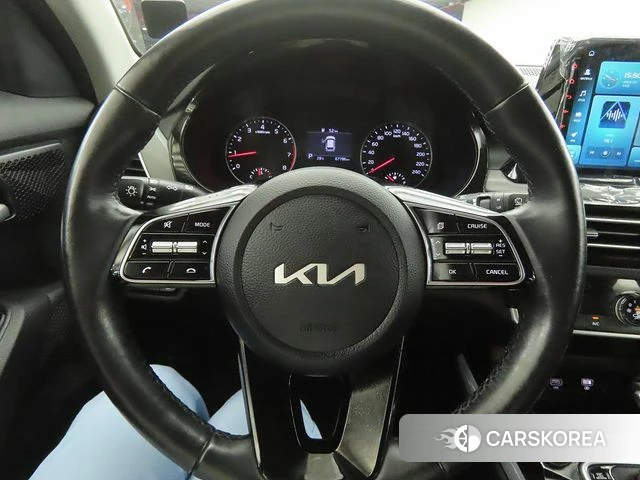 Kia Seltos id 4619079 из Кореи 18