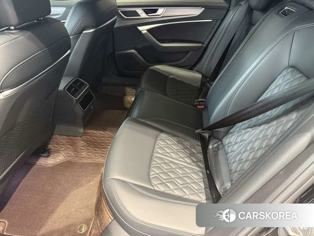 Audi A6L id 4291508 из Китая 8