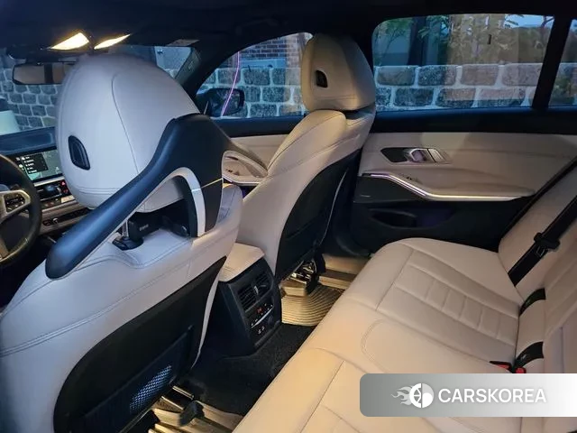 BMW 3 Series (G20) id 2885976 из Кореи 8