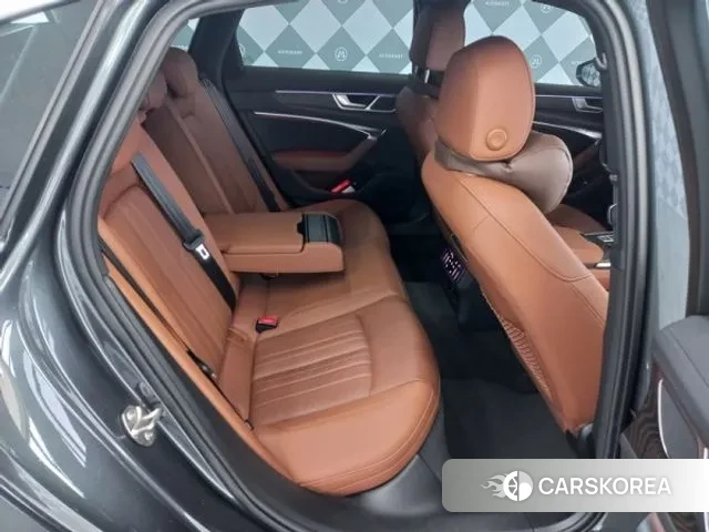 Audi A6 (C8) id 3557082 из Кореи 8