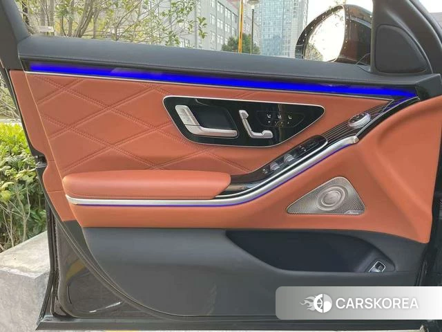 Mercedes-Benz Maybach S-class id 4277102 из Китая 26